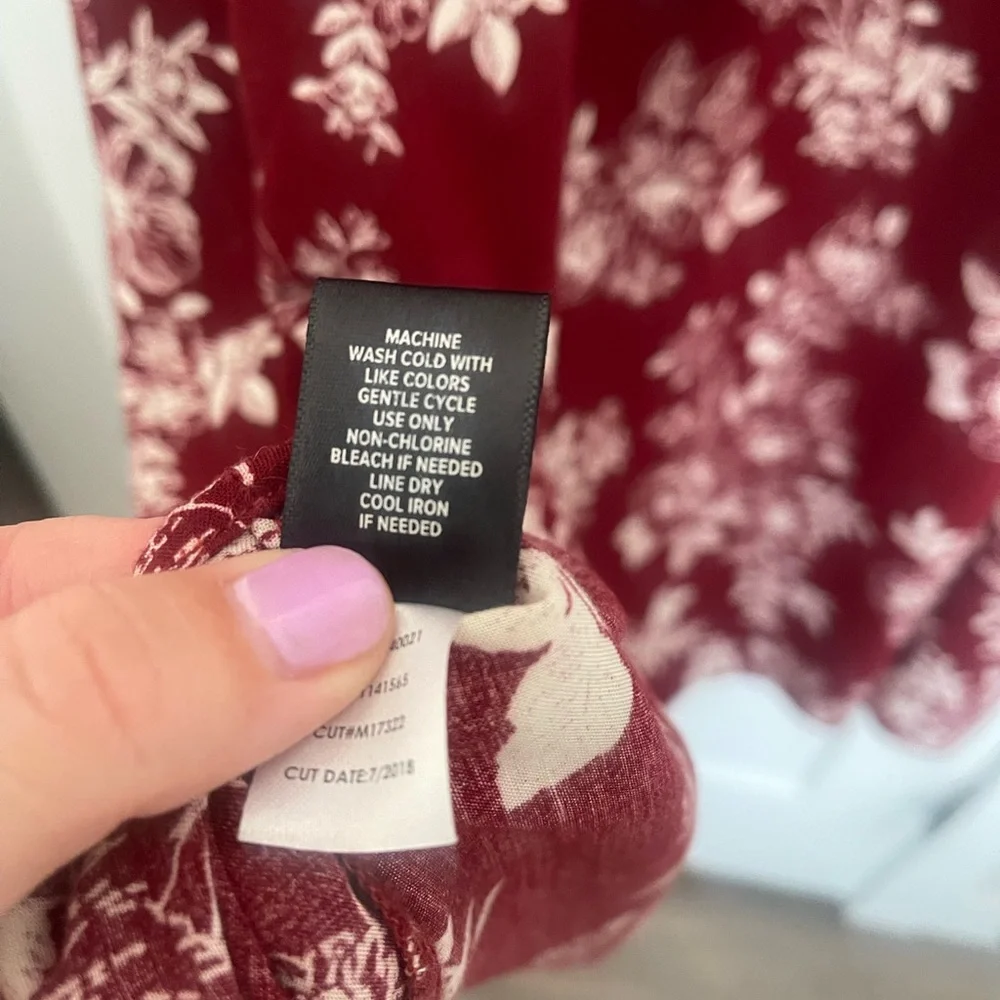 Torrid Burgundy Floral Maxi Dress Sleeveless Tie Neck Size 2 - Picture 10 of 10